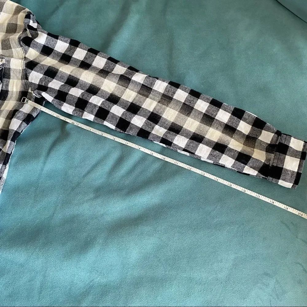 ReasonāFlannelā - Picture 7 of 9